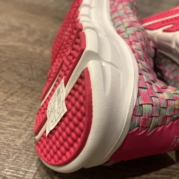 NEW Skechers Woven Mary Janes Slip on Sneaker shoe with memory foam, Pink Sz 7.5 - Picture 8 of 9